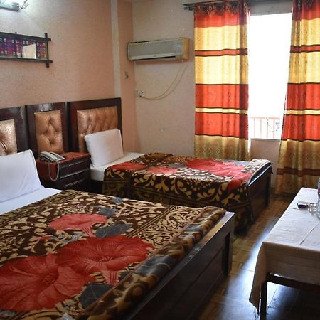 Hotel Regent Rawalpindi Bagian luar foto